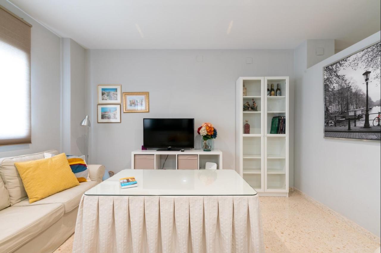 Behouse Reyes Catolicos Appartement