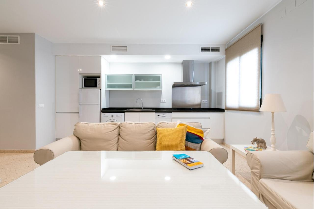 Behouse Reyes Catolicos Seville