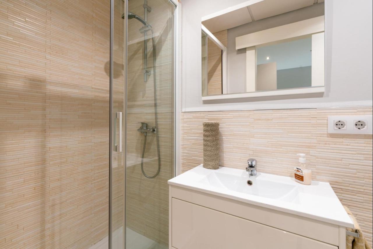 Behouse Reyes Catolicos Appartement *